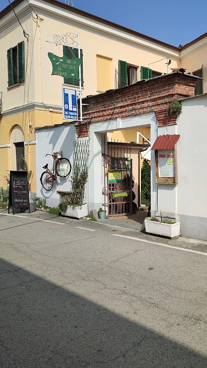 Bar Trattoria Dei Cacciatori Photo 2