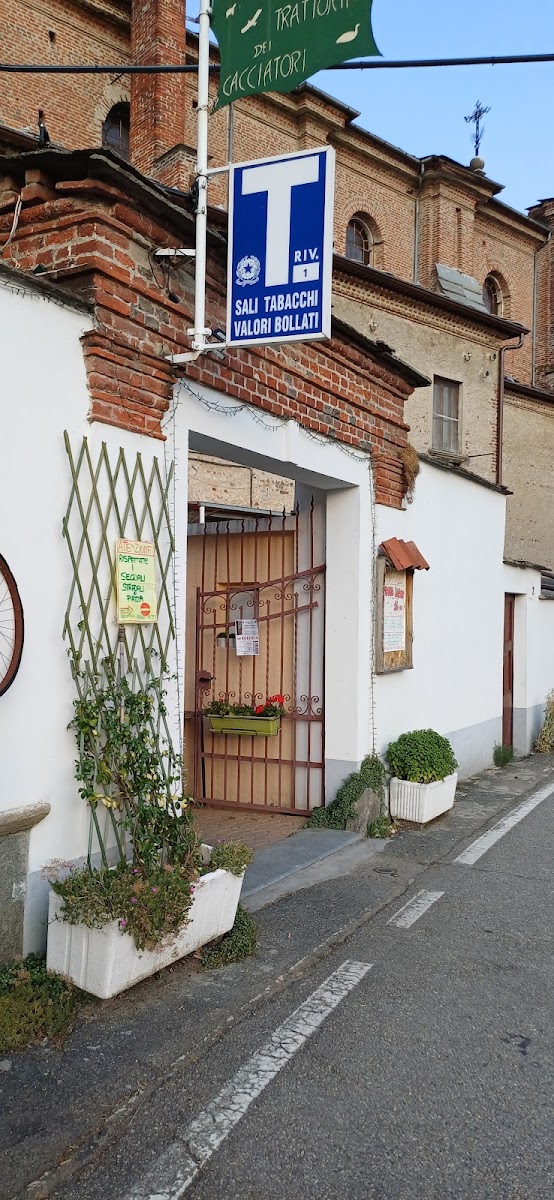 Bar Trattoria Dei Cacciatori Photo 4