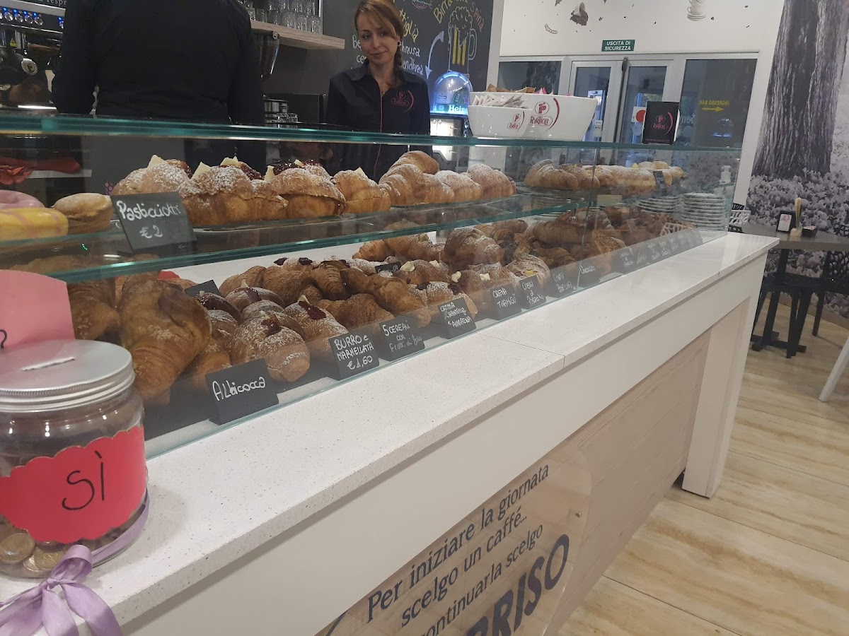 Il Sorriso Coffee & Sandwiches Photo 3
