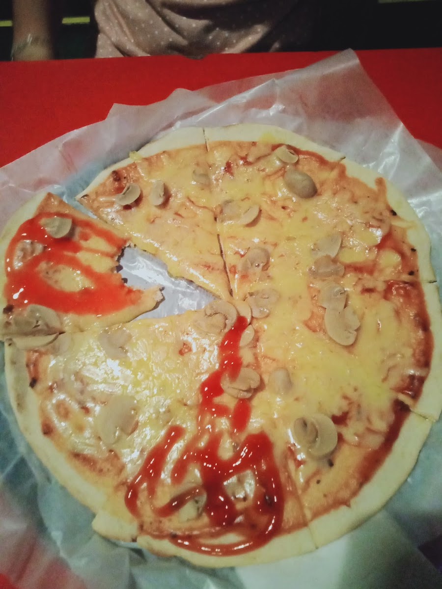 Biaños Pizza Cabadbaran City Photo 5