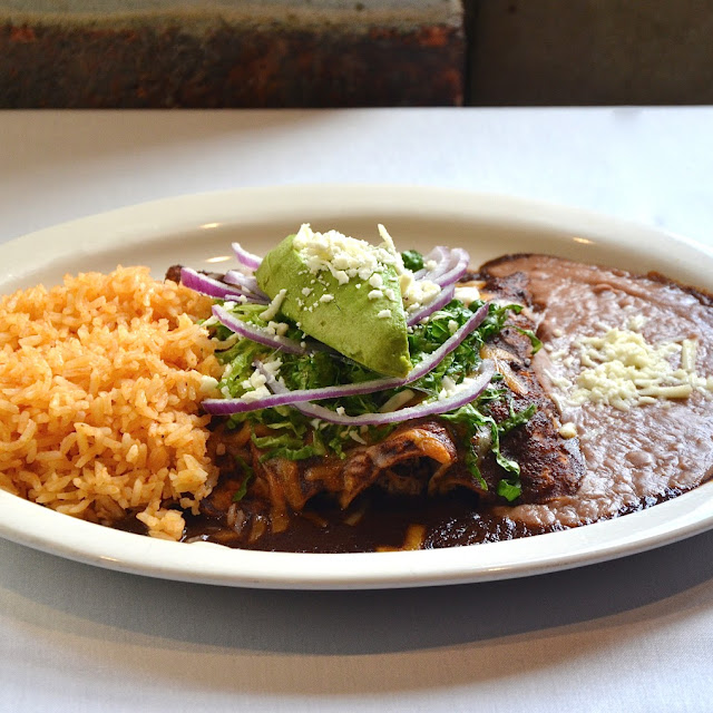 Enchiladas Cantina Verdes O Rojas