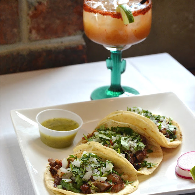Tacos De Carnitas