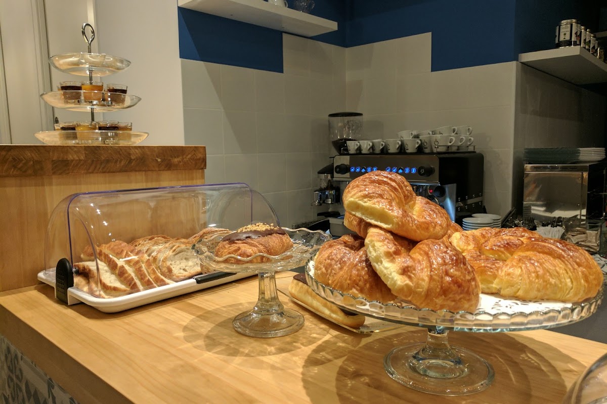 Café La Luna Photo 5