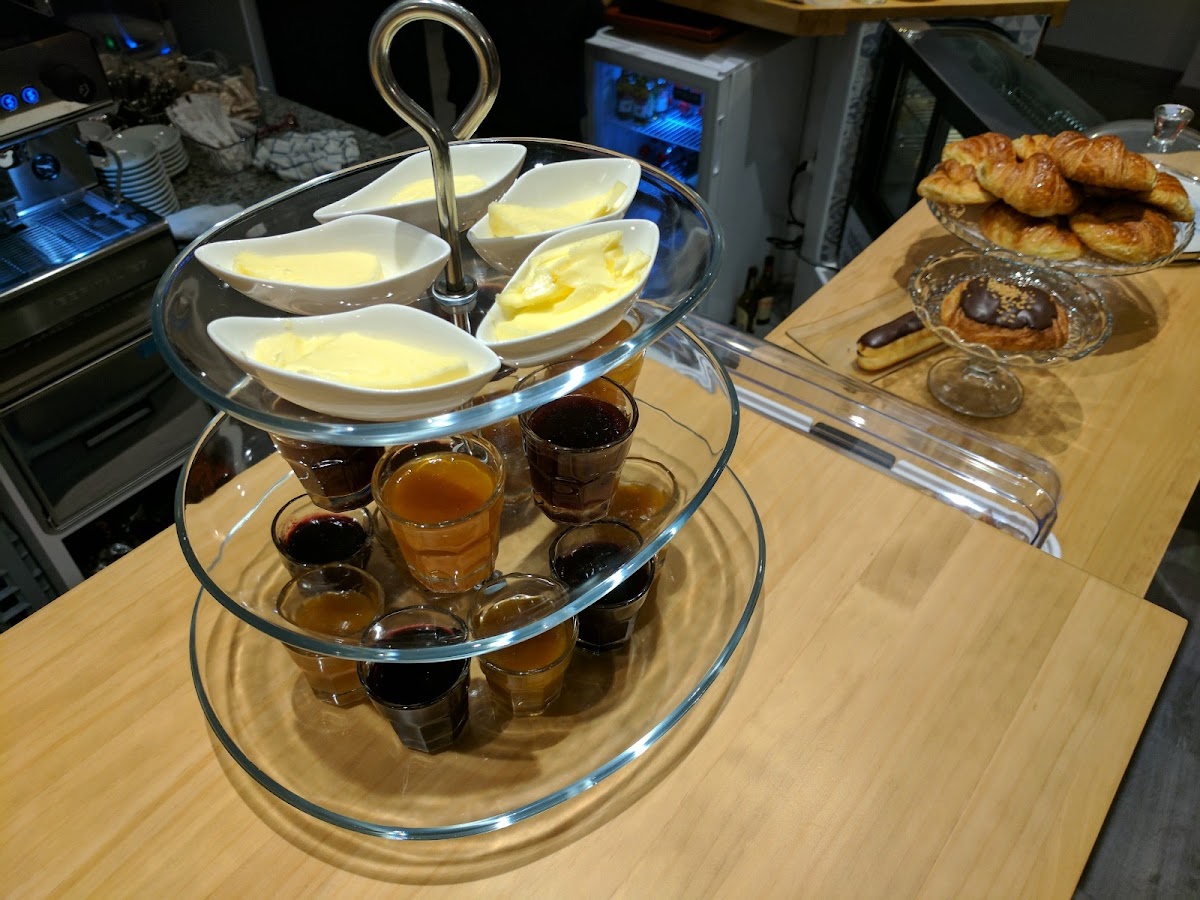Café La Luna Photo 9