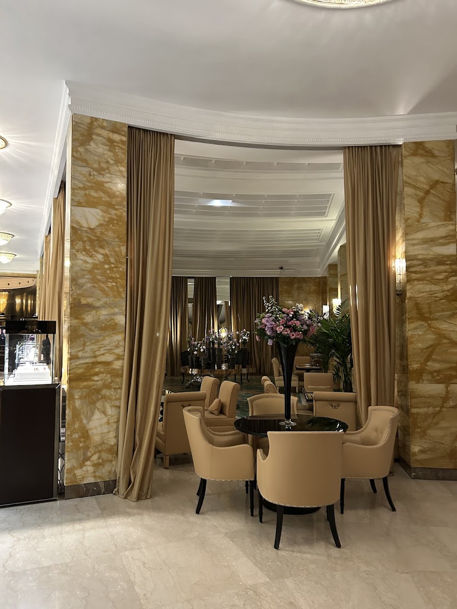Salone Eva at Palm Court Photo 4