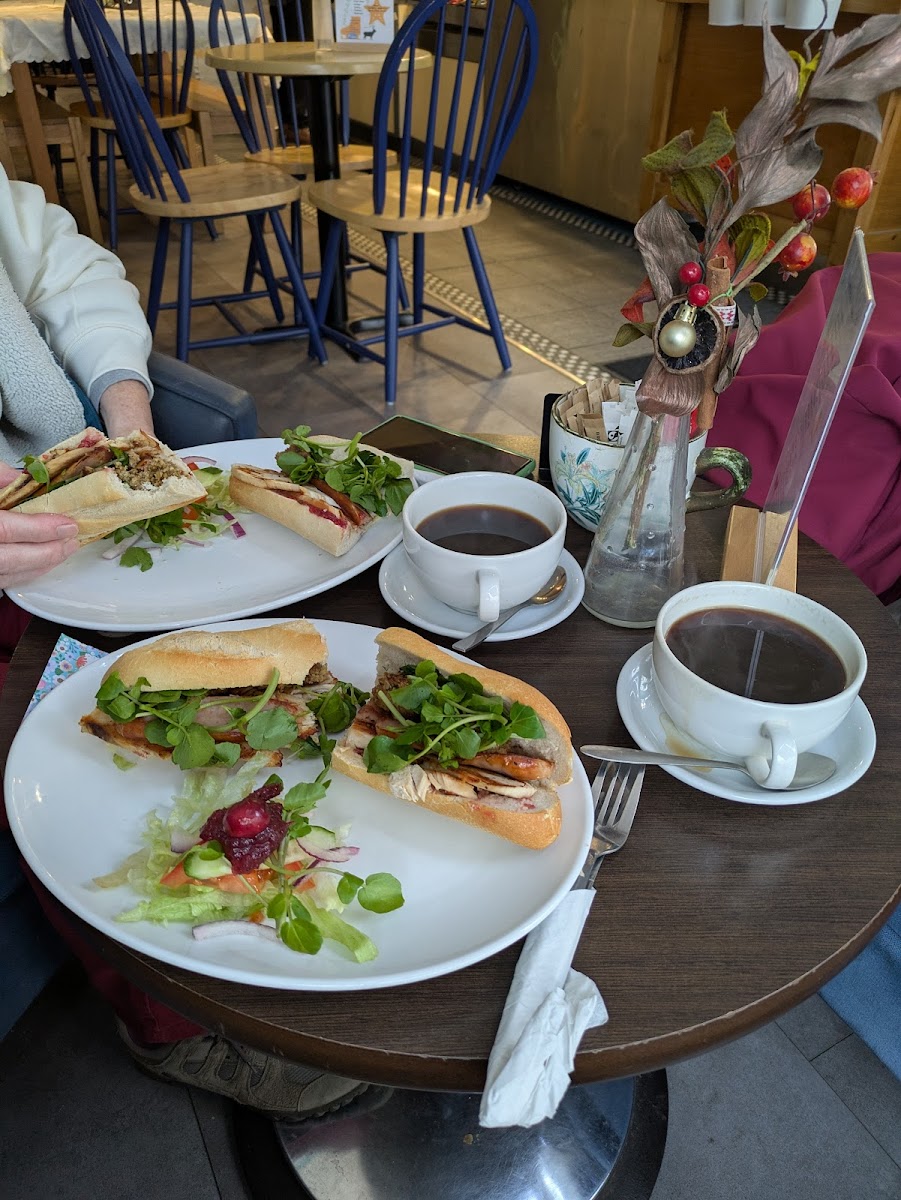 Monicafe Photo 7