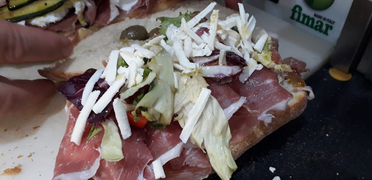 OttantaVogliaCafé | Caffé e Panini Photo 7