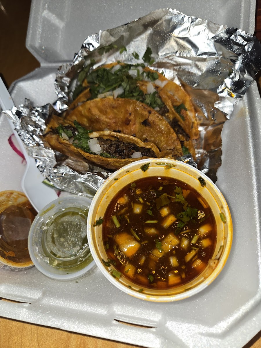 Los Compadres Meat Market Photo 3