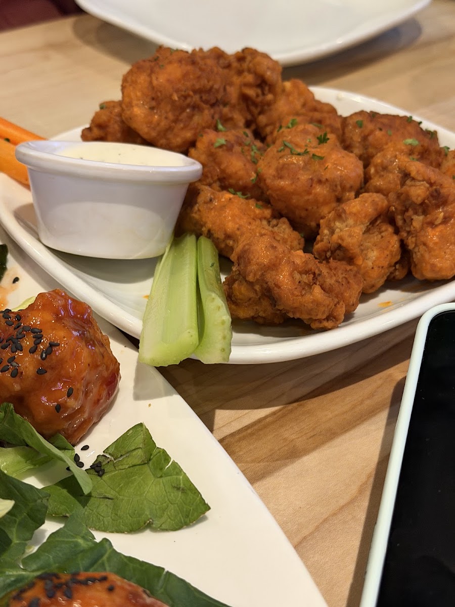 Boston's Pizza Cumbres Photo 4