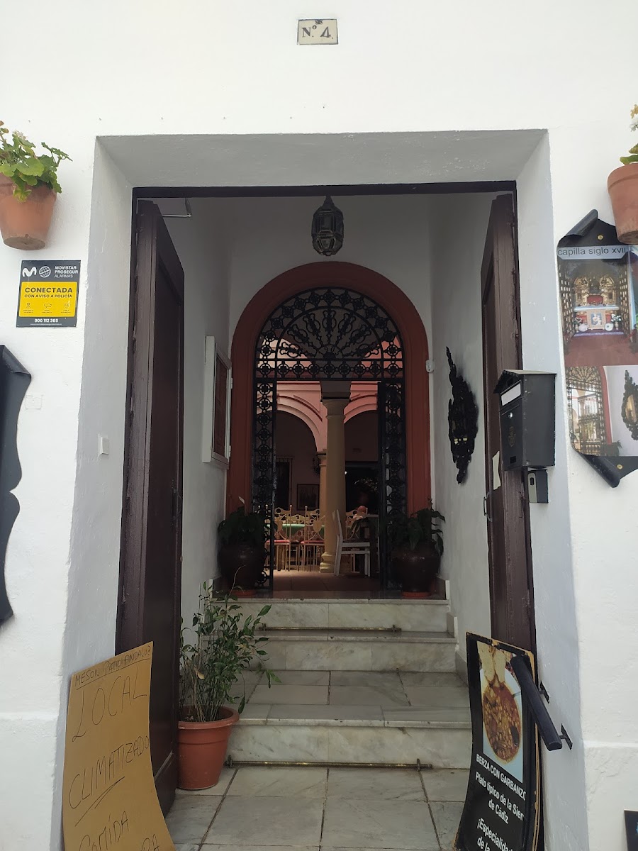 Mesón Patio Andaluz Photo 4