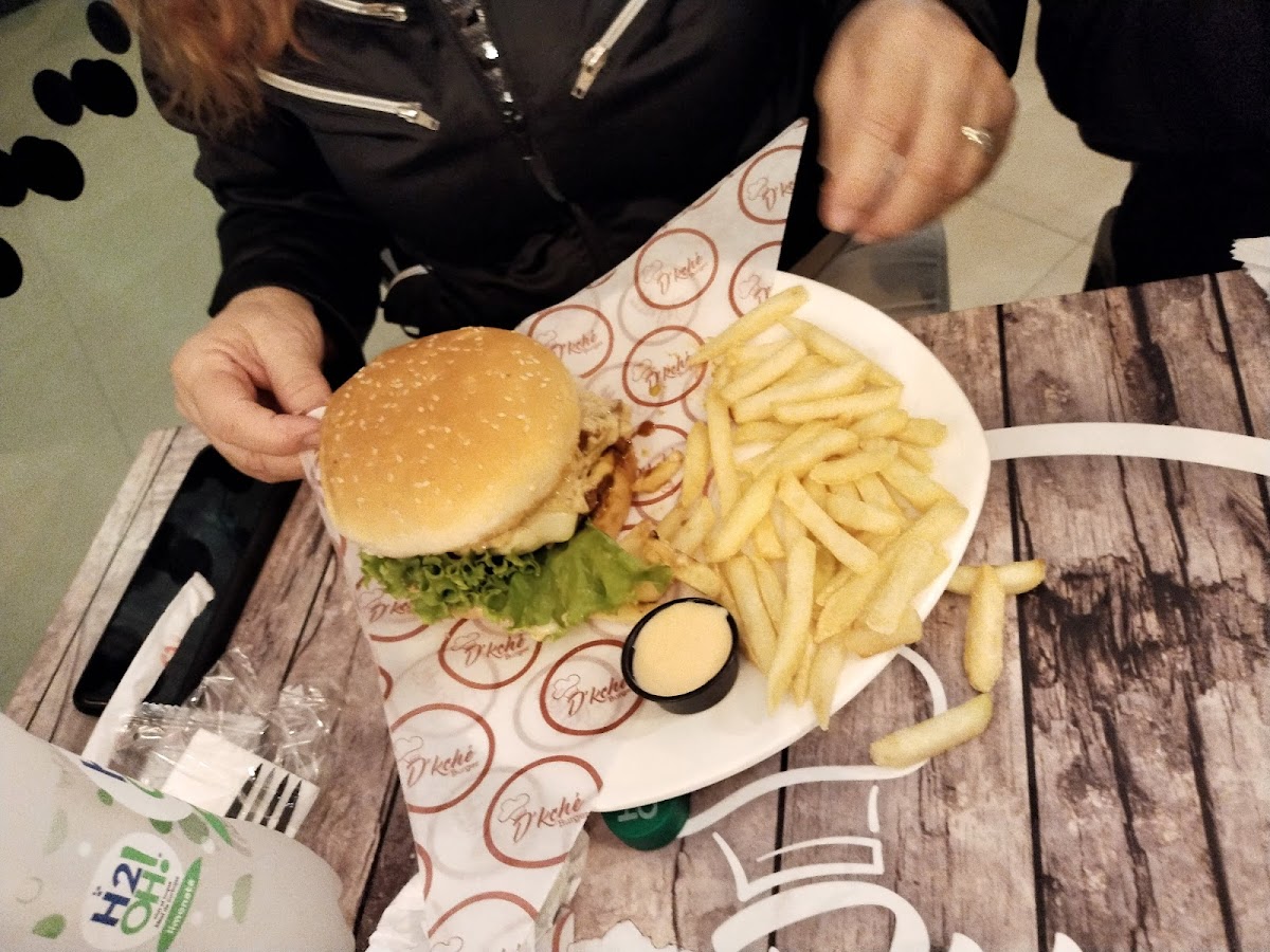 D'Kché Burger Terranova Photo 5