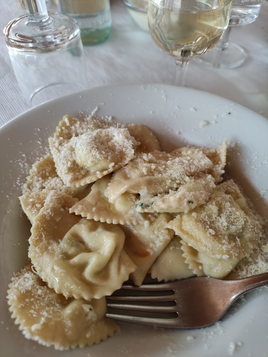 Bar Pizzeria Trattoria 'Bonjour' Photo 4
