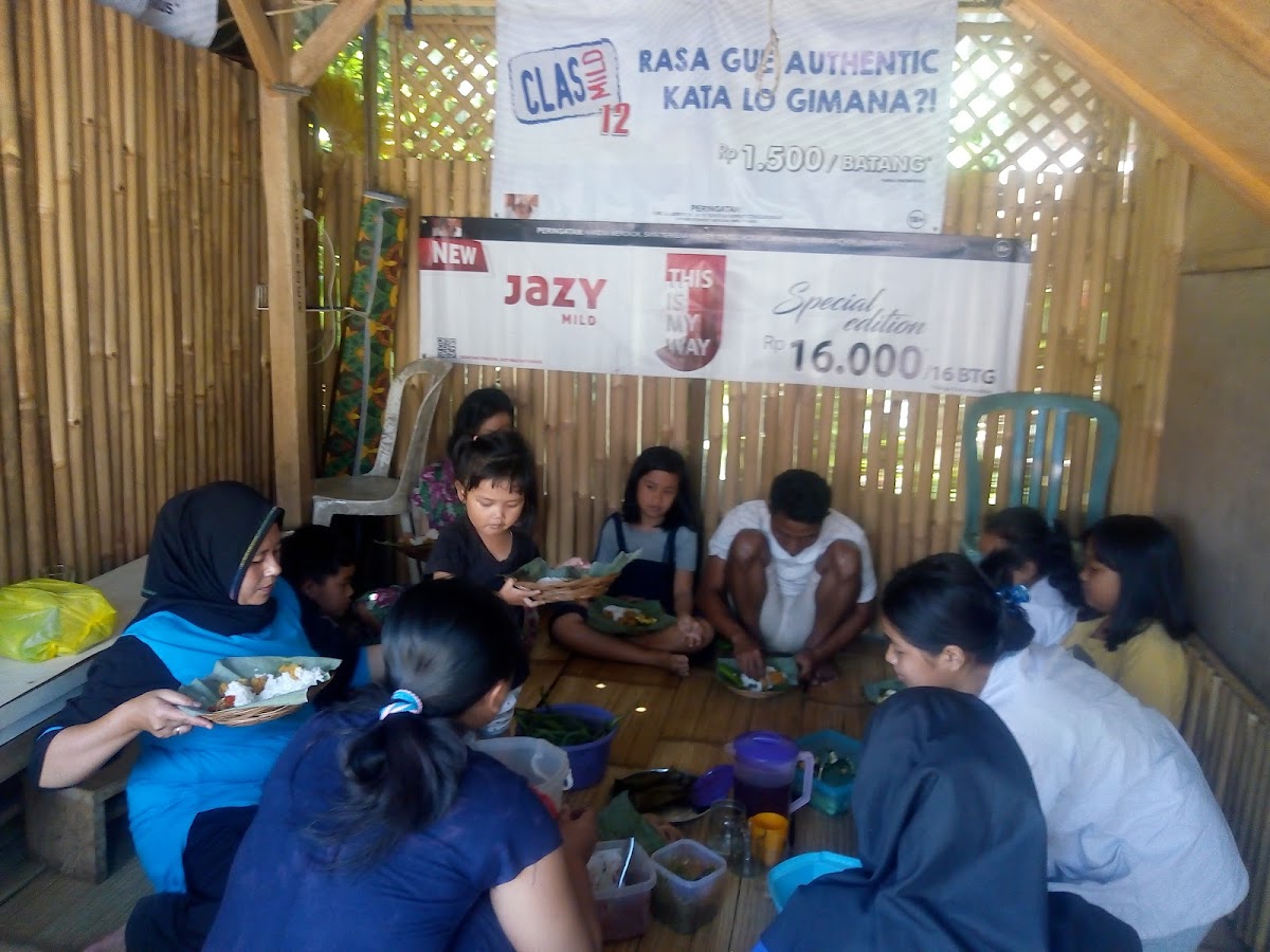 Warung Nasi Ibu Rw ( Ceu Onyas )