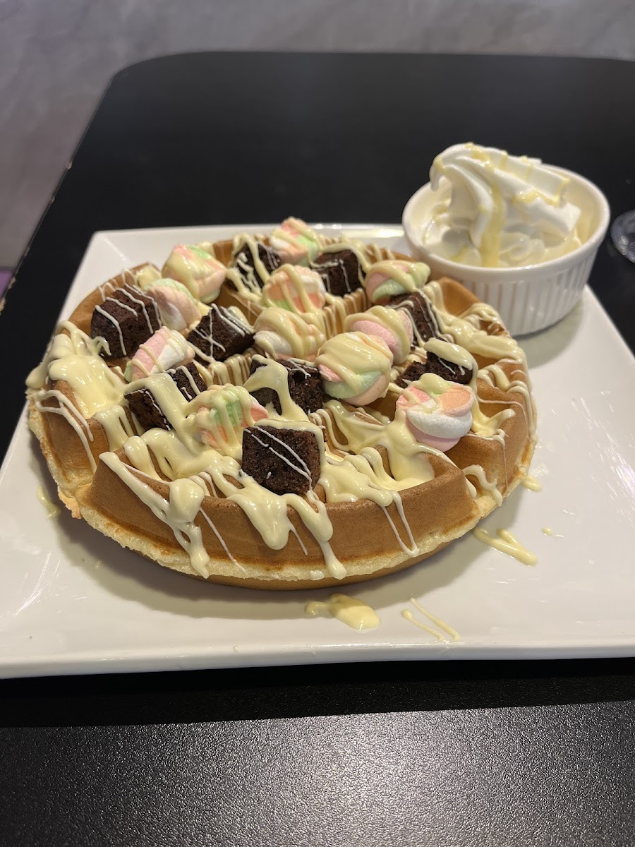 Treat Hut Photo 10