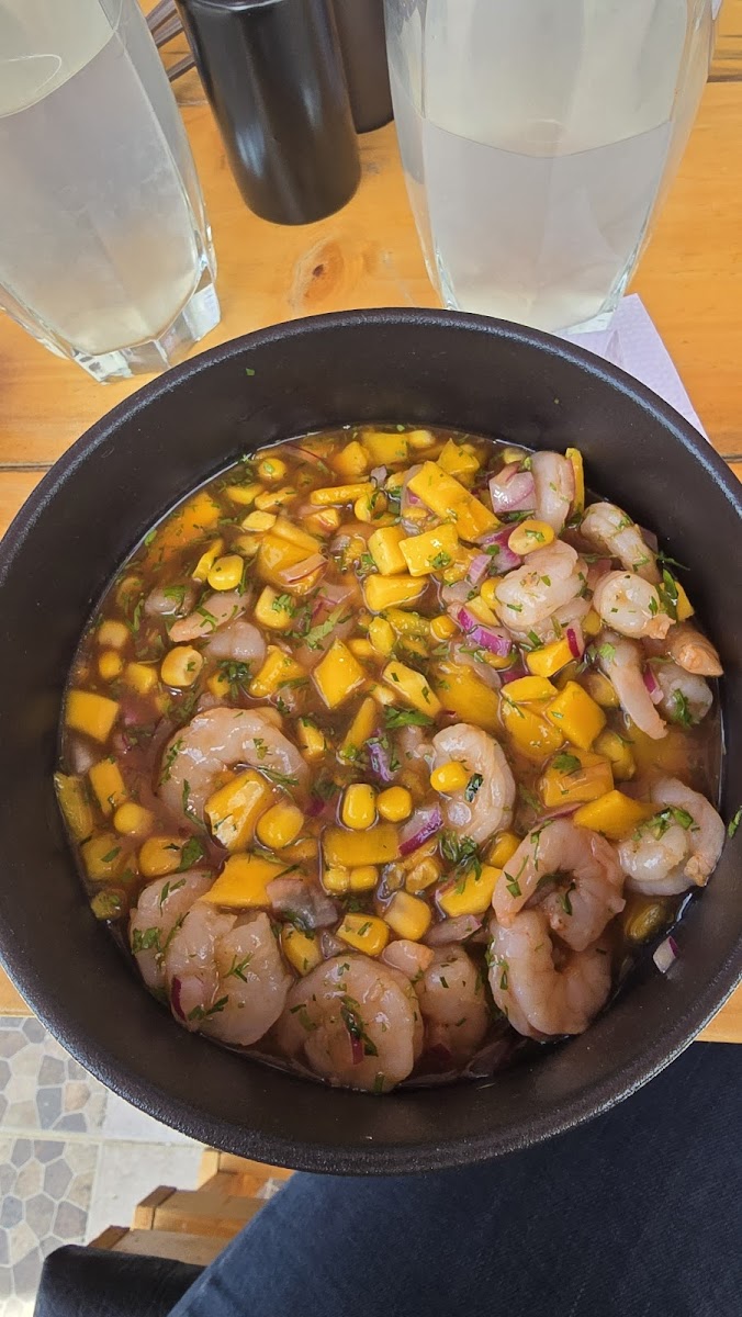 Aretama Ceviche & Sushi Photo 7