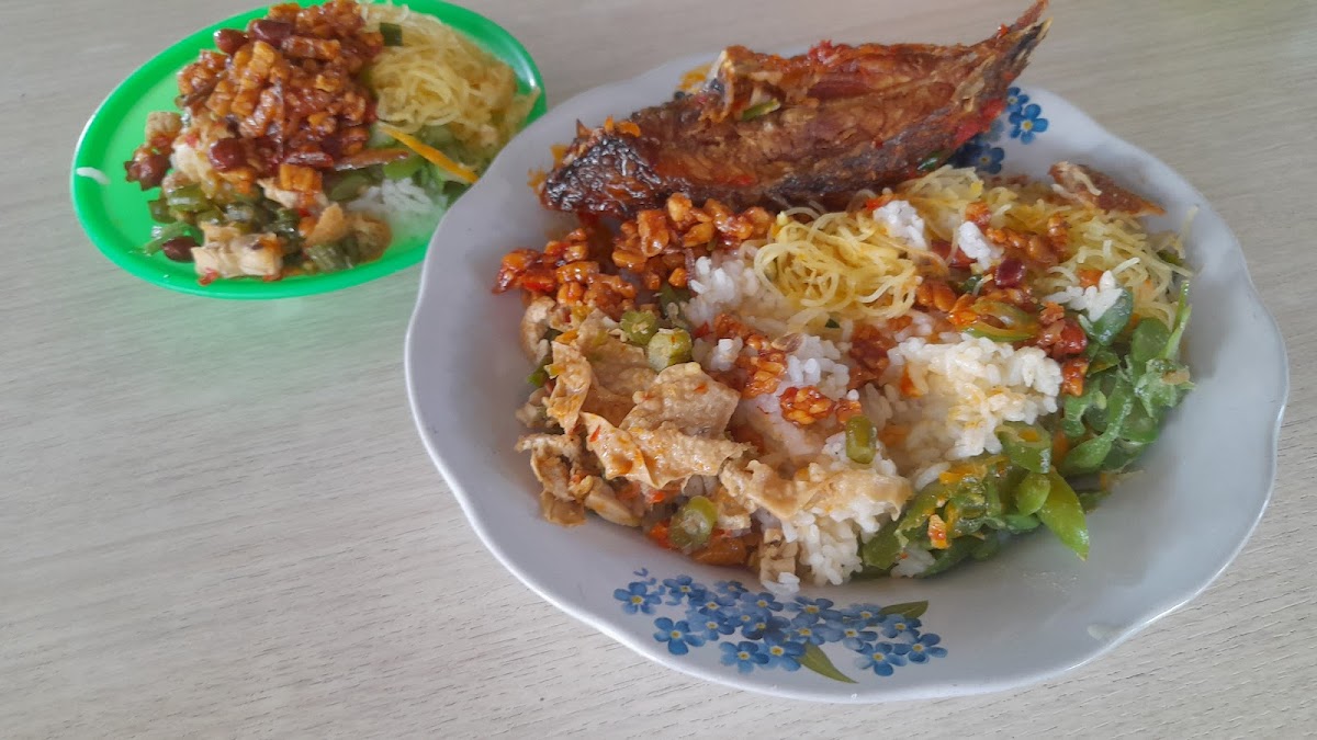 Warung Lontong Dini Hari Muslim