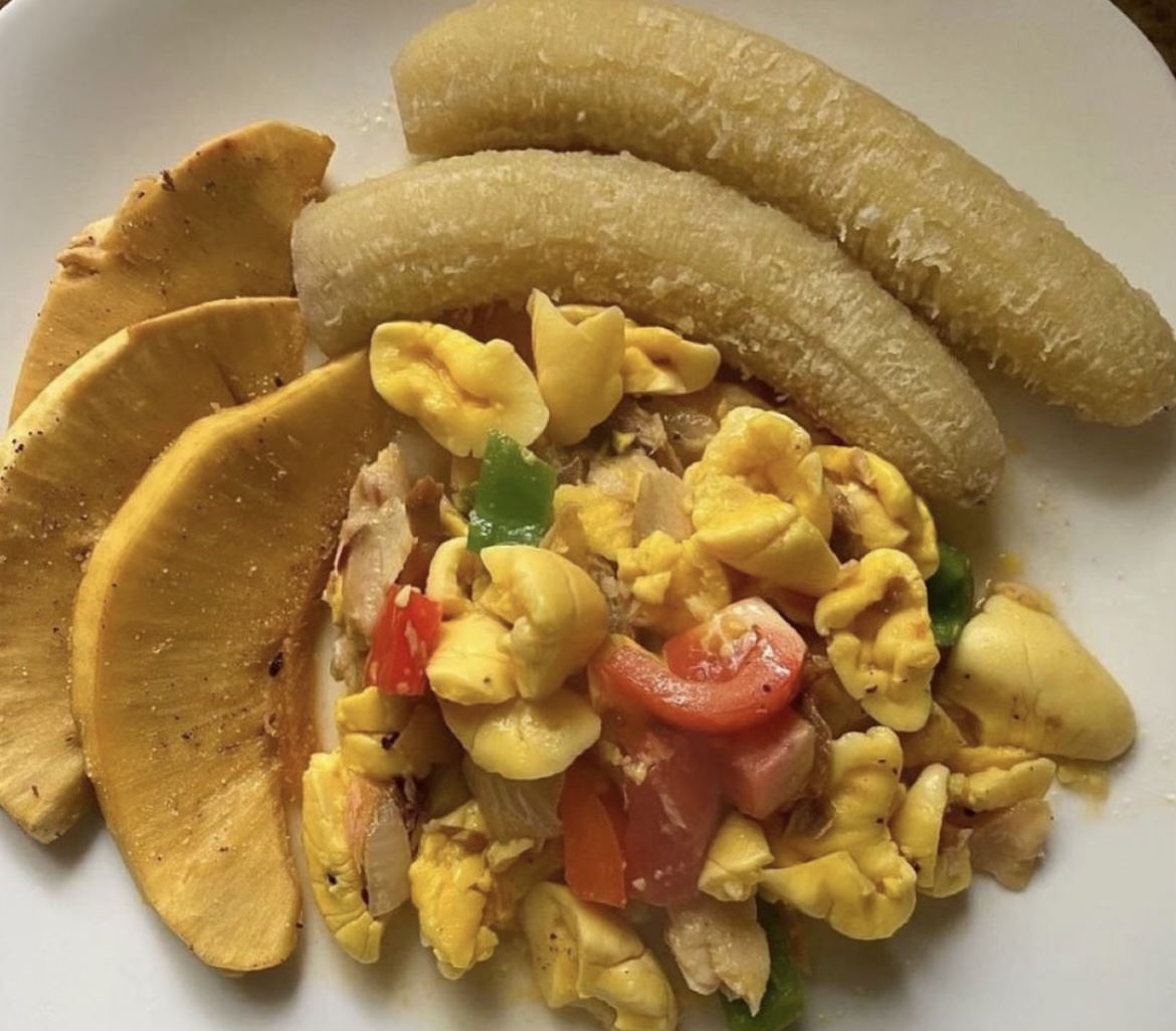 Caribbean curbside kitchen Photo 6