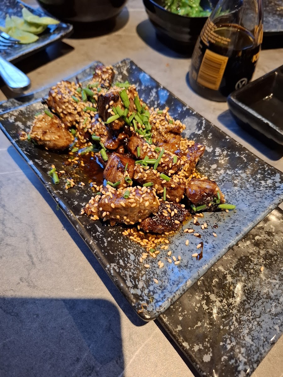 Miyummy Sushi & Grill Photo 4