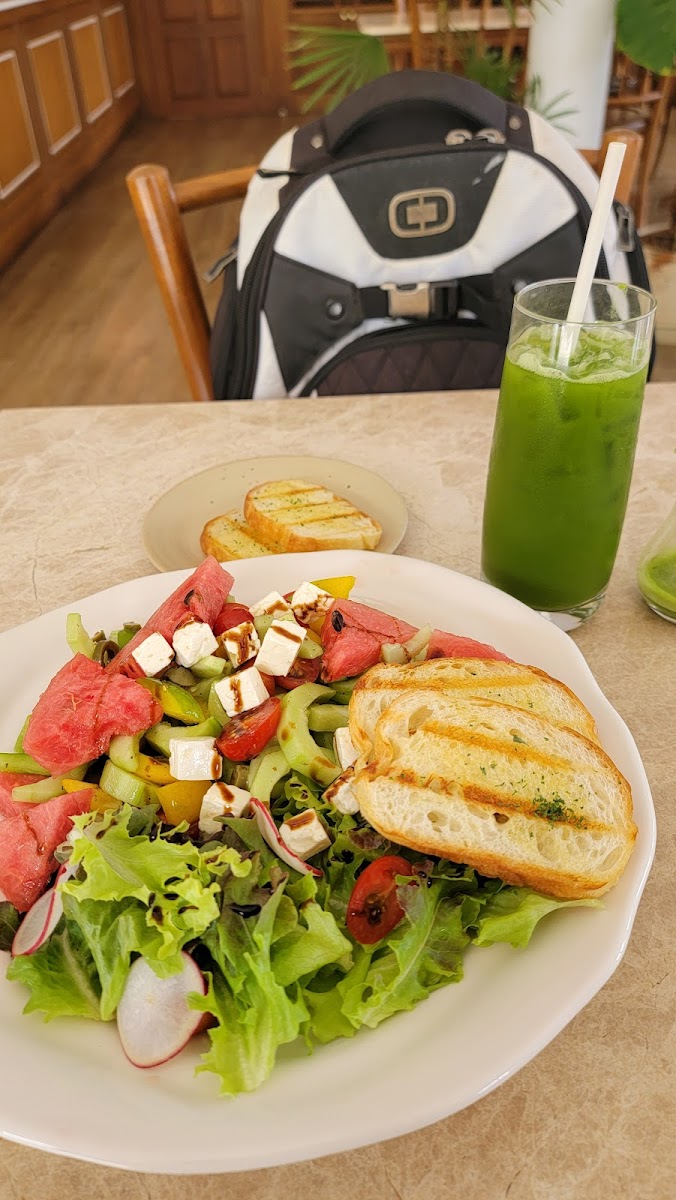 Dear Friends, Bistro Photo 9