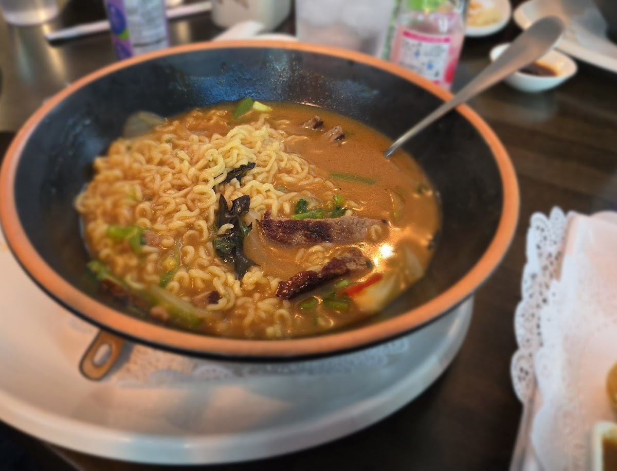 Hachi Hachi Sushi & Hibachi Columbus Photo 5