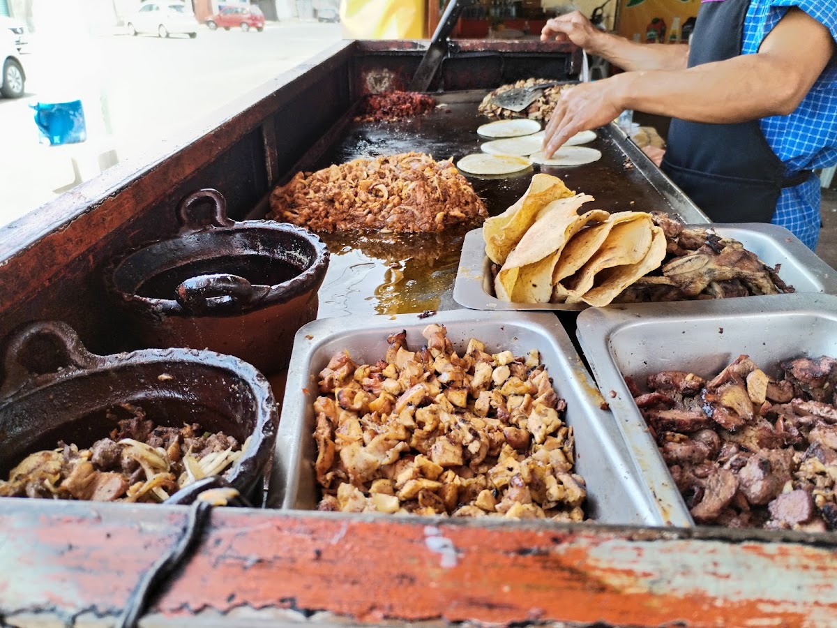 TAQUERÍA 3 HERMANOS Photo 2
