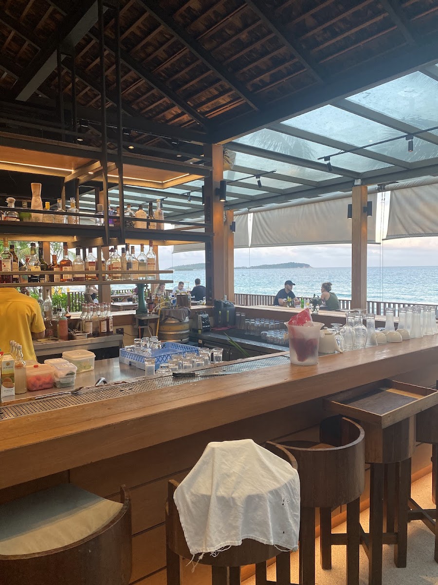 Baitong Restaurant Photo 4