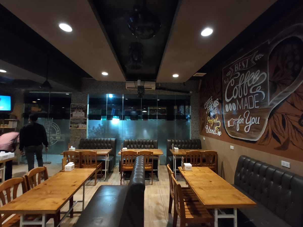 BALE Coffee & Karaoke