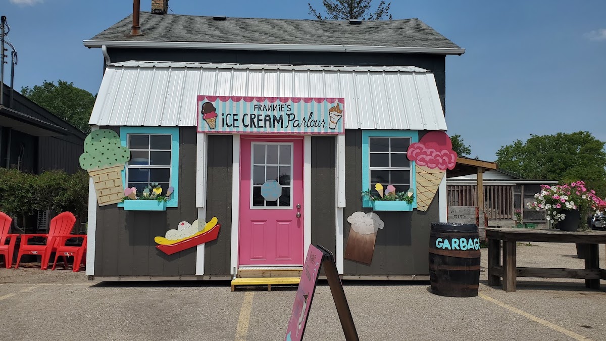 Frannie's Ice Cream Parlour