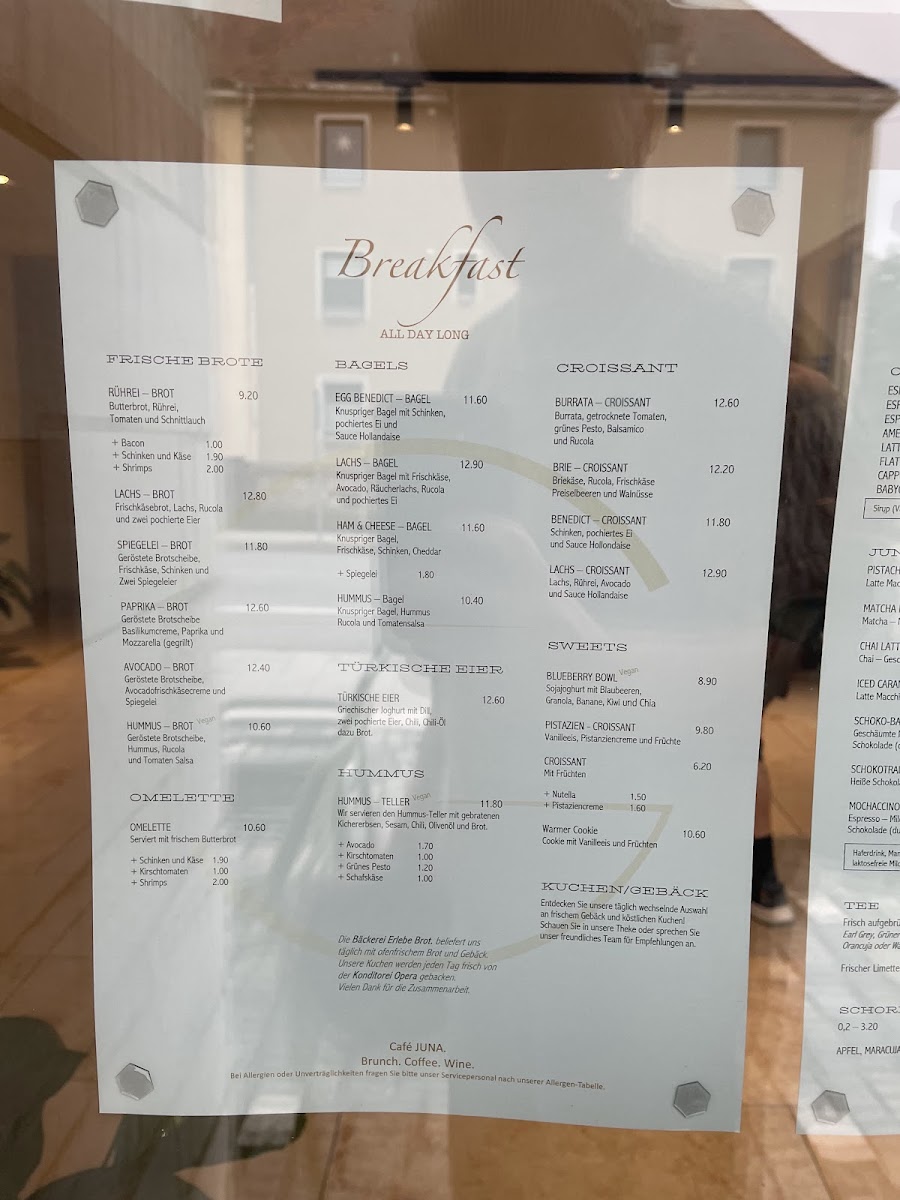 Café JUNA. Photo Menu 6
