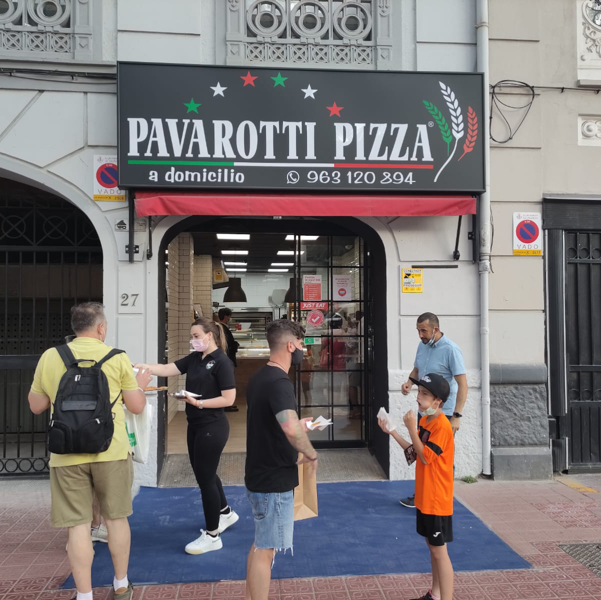 Pavarotti Pizzas 24h Comida a Domicilio
