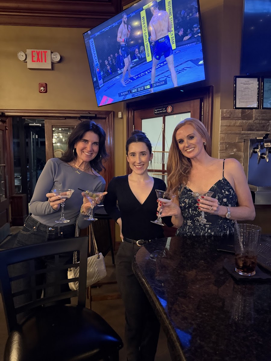 Kavel's Restaurant & Venue Photo 5