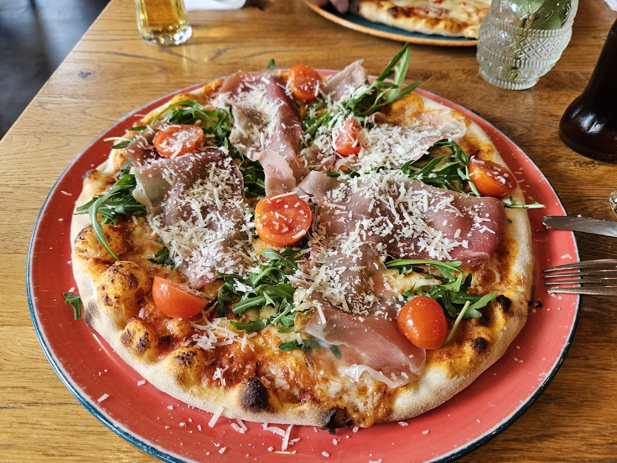 Pizzeria Romantica Photo 2