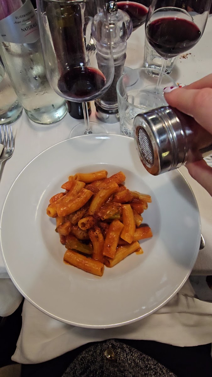 Ozio Restaurant Photo 2