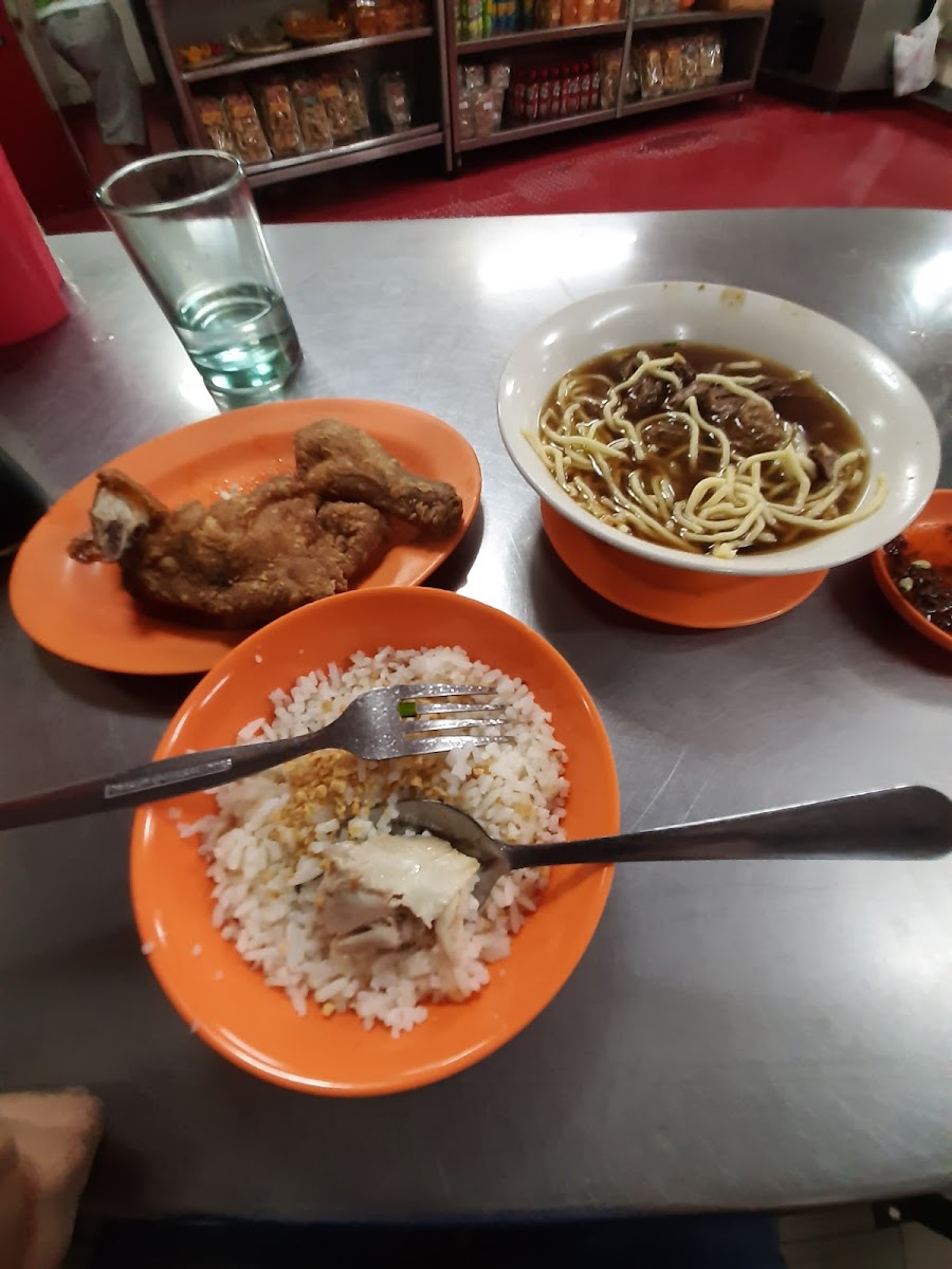 The Original Pares Mami House Retiro Photo 7