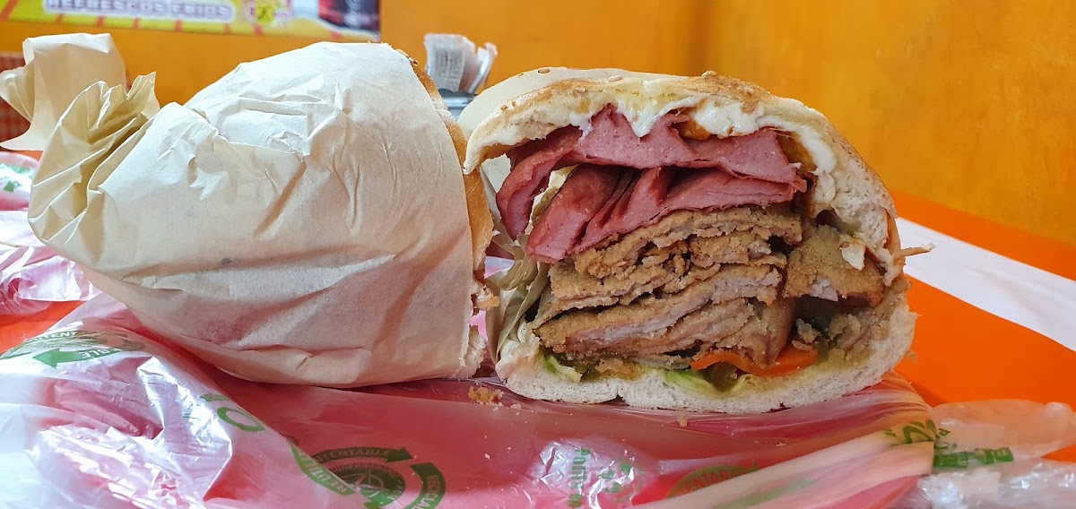 Tortas y Tacos 'MENESES' Photo 6