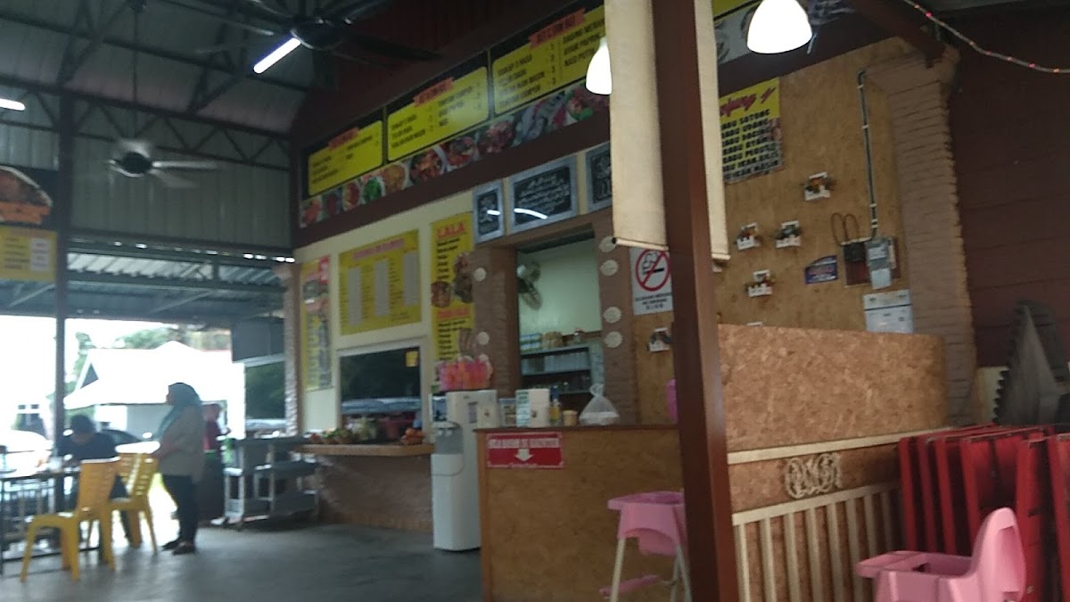Restoran Pohon Tanjong 4