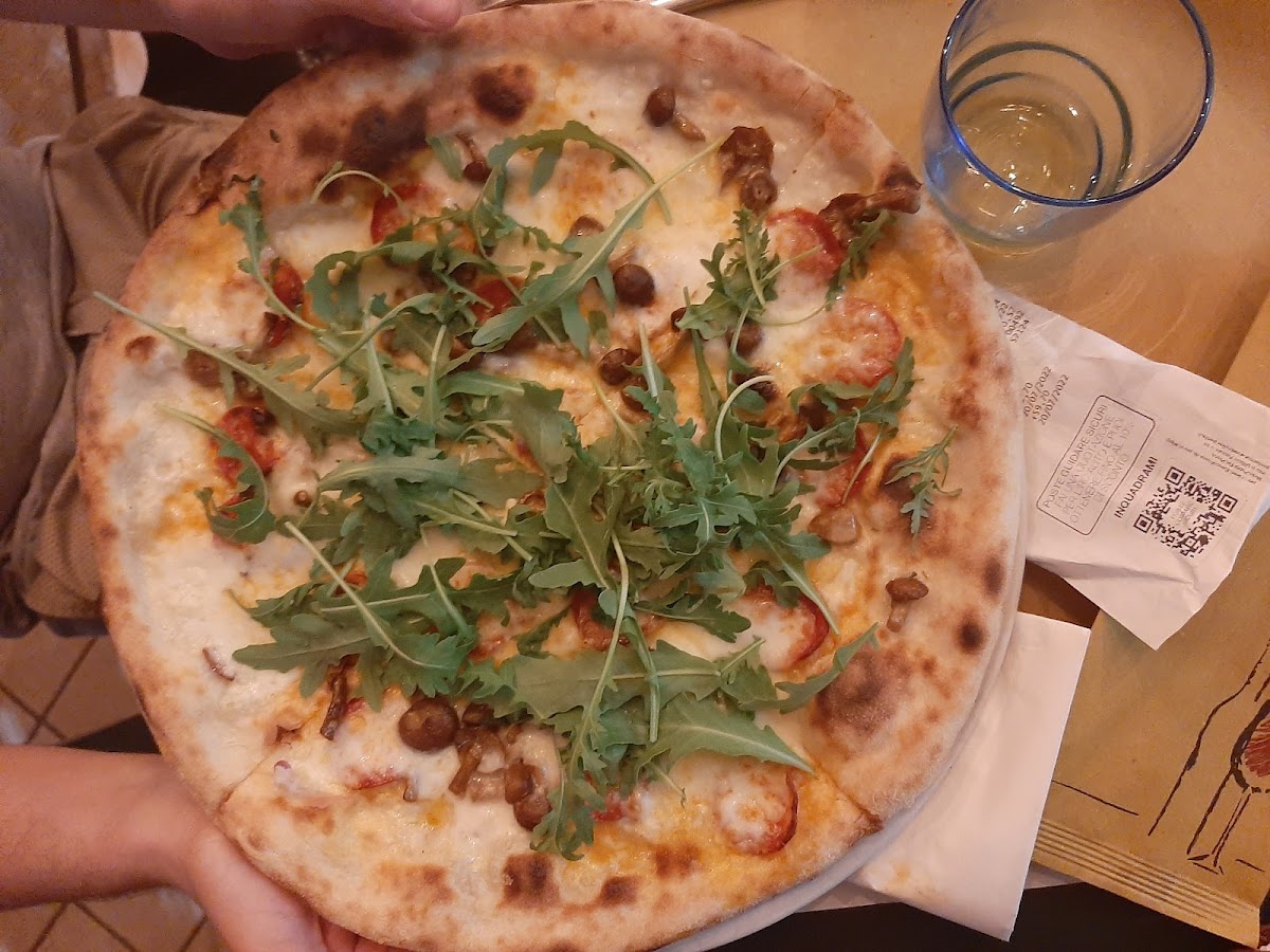 Pizzeria 'Parthenope' Photo 9