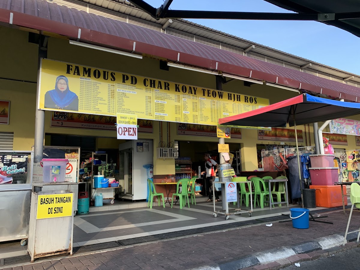 FAMOUS PD CHAR KUEY TEOW HAJAH ROS