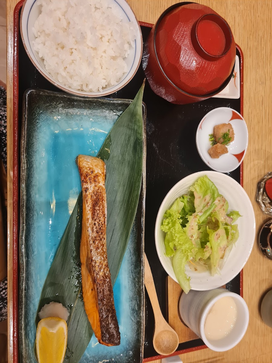 Hinode Japanese Restaurant Photo 9