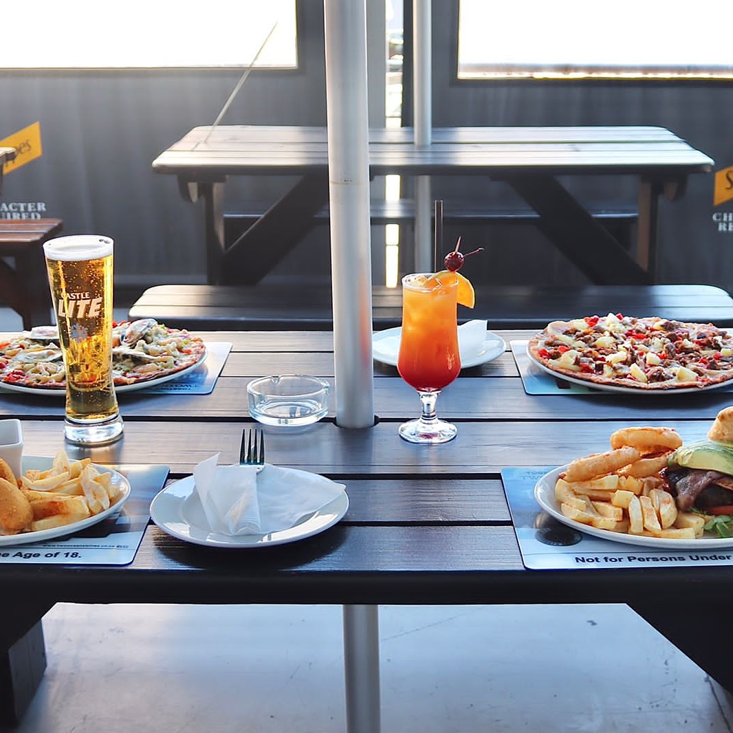 Tipples Bar & Grill, Durbanville Photo 3