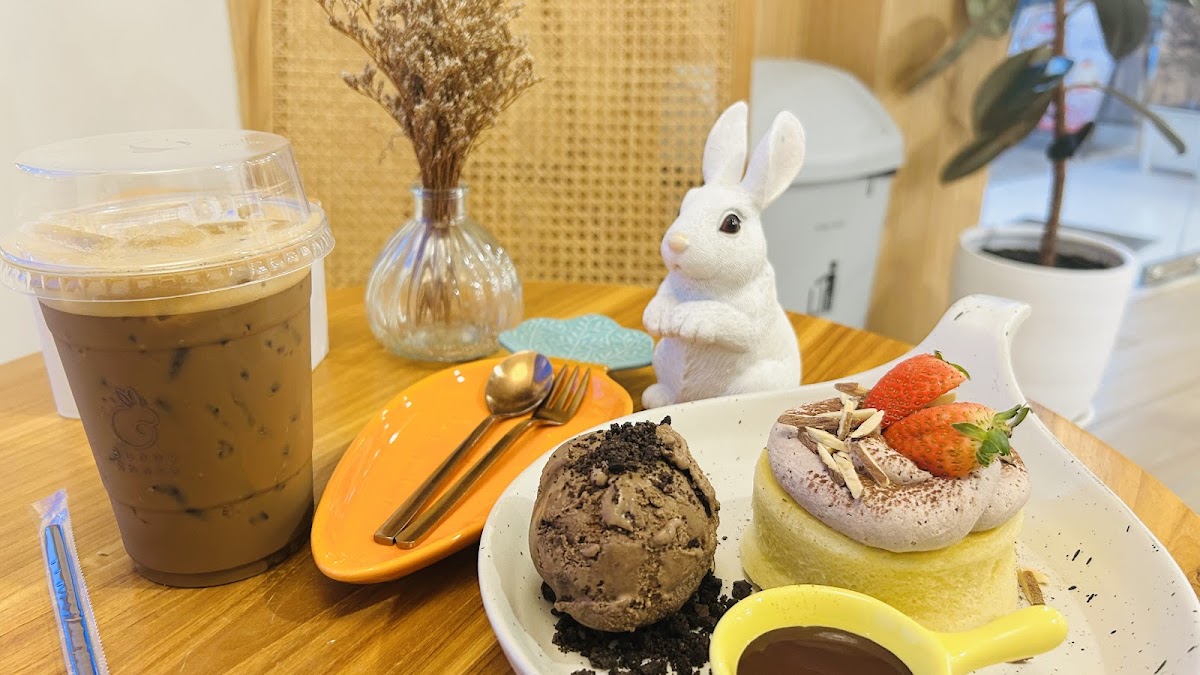 Bunny Shake Cafe แปดริ้ว Photo 7