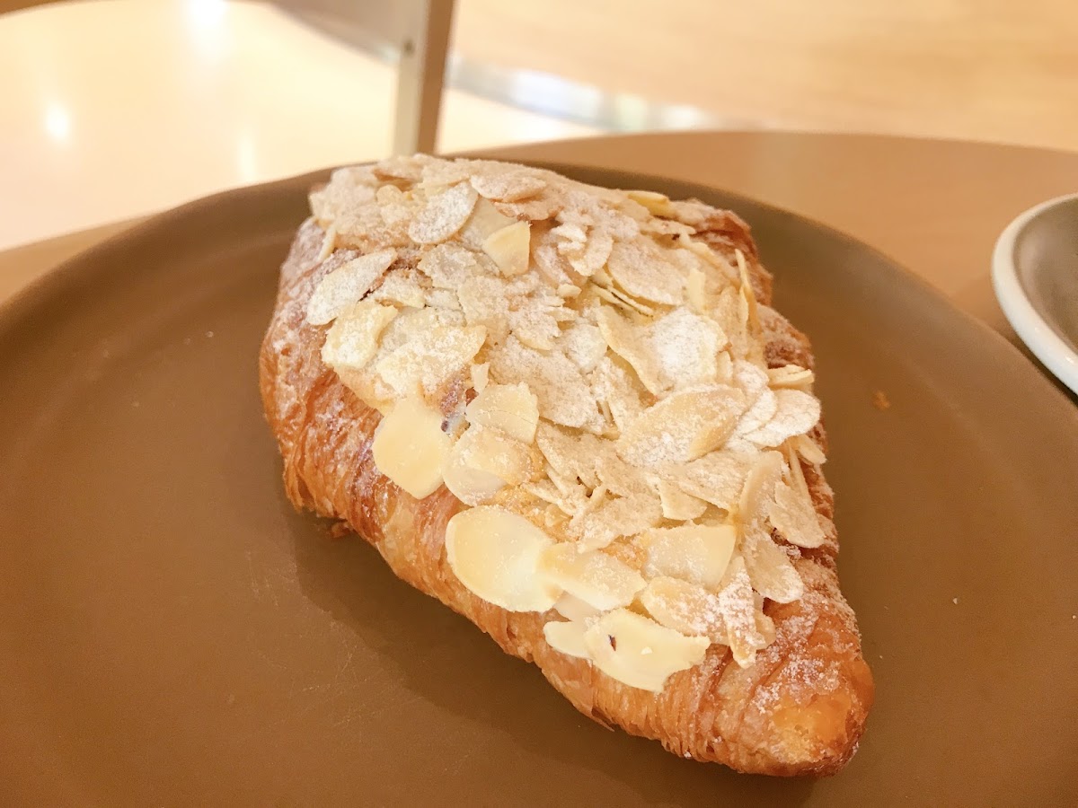 Horme Cafe Nonthaburi Photo 10
