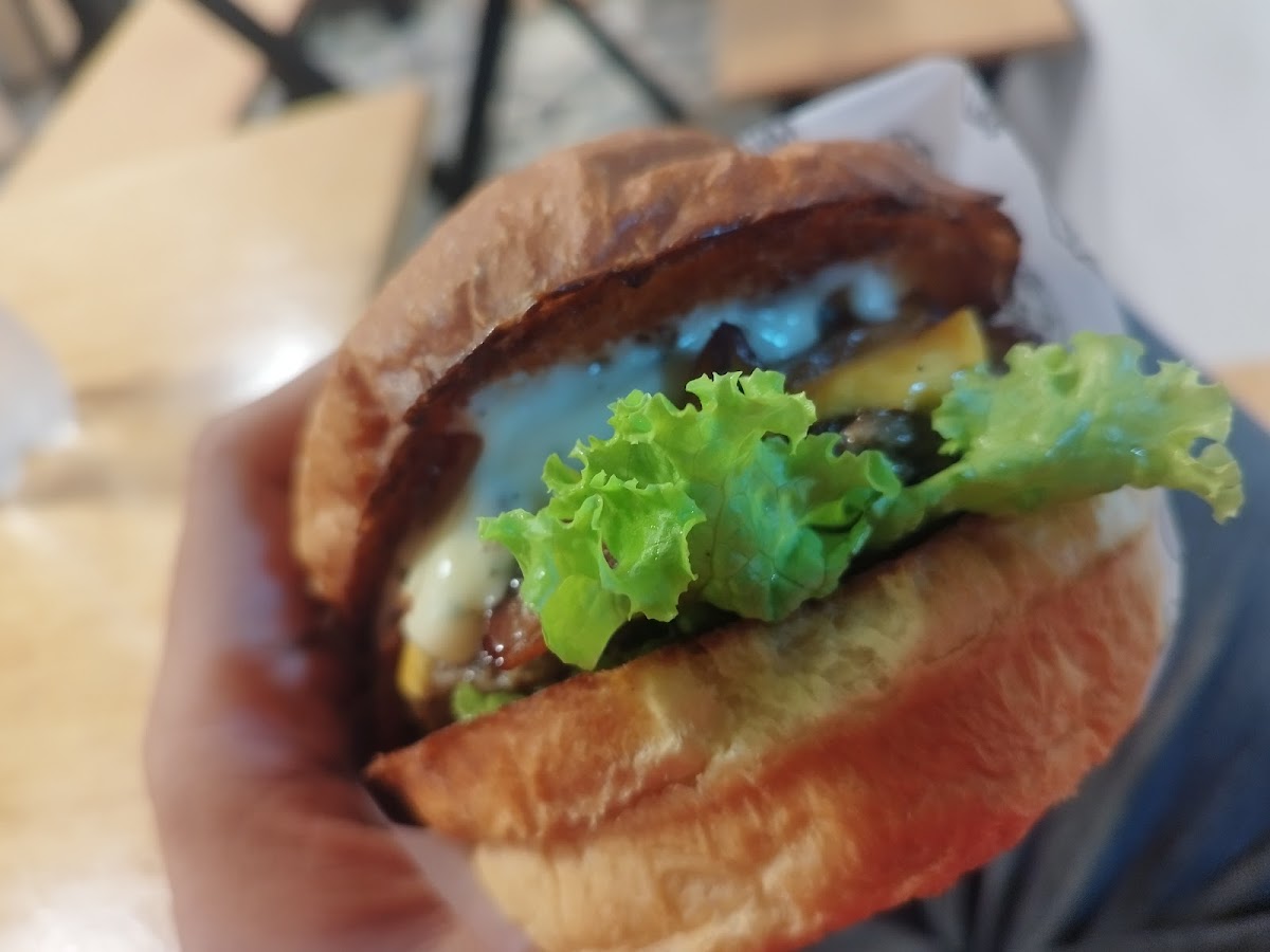 Burger Station Photo 9