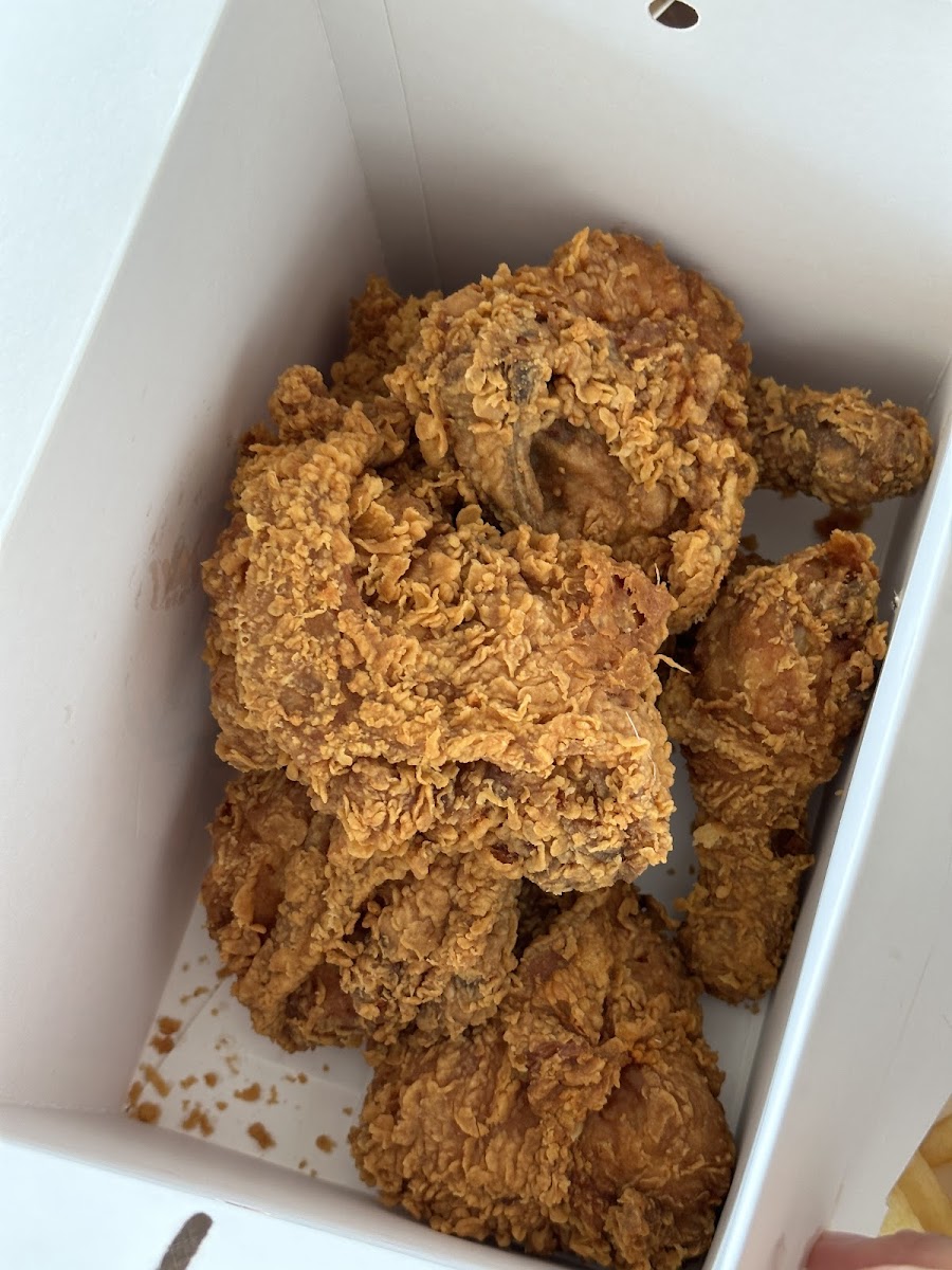 KFC Taman Selera Drive Thru Photo 10