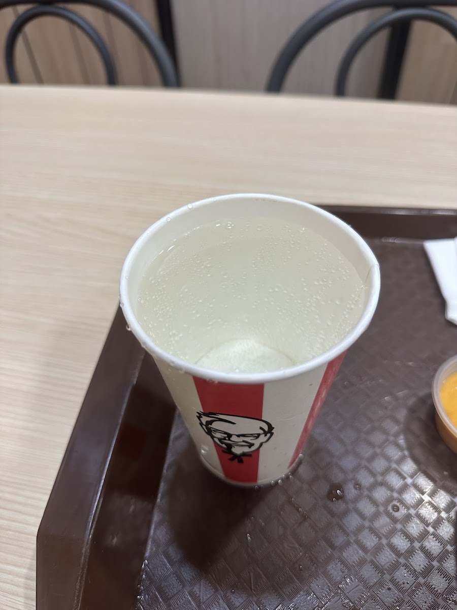 KFC Taman Selera Drive Thru Photo 9