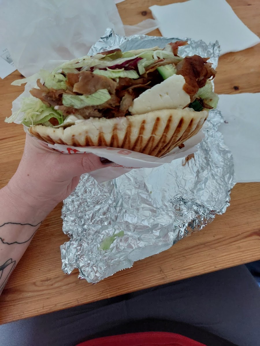Enfes Grillhaus Photo 4