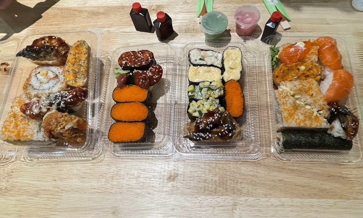 Empire Sushi 1st Avenue Mall Photo 2