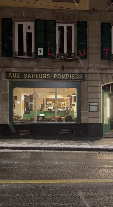 Aux Sapeurs Pompiers Photo 2