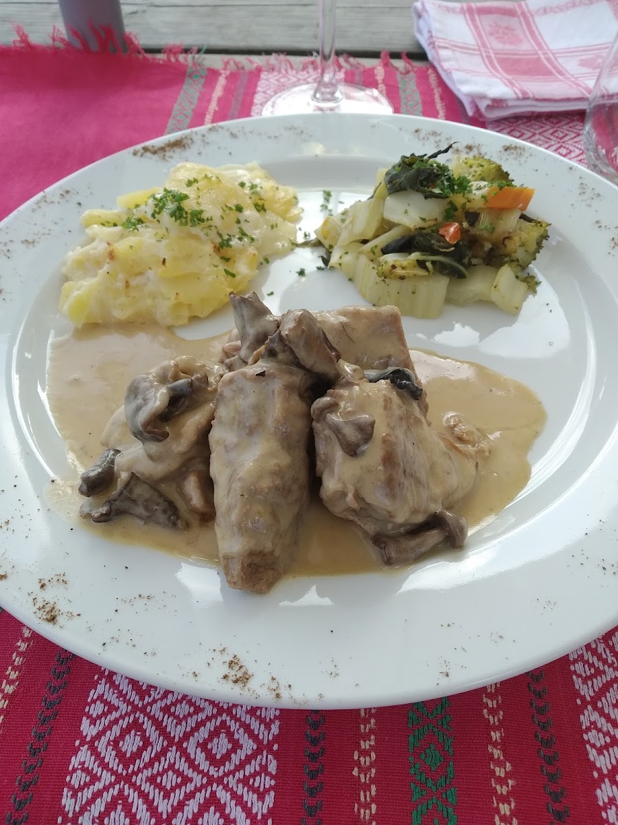 RESTAURANT -La Ferme-Auberge du Rondeau Photo 6