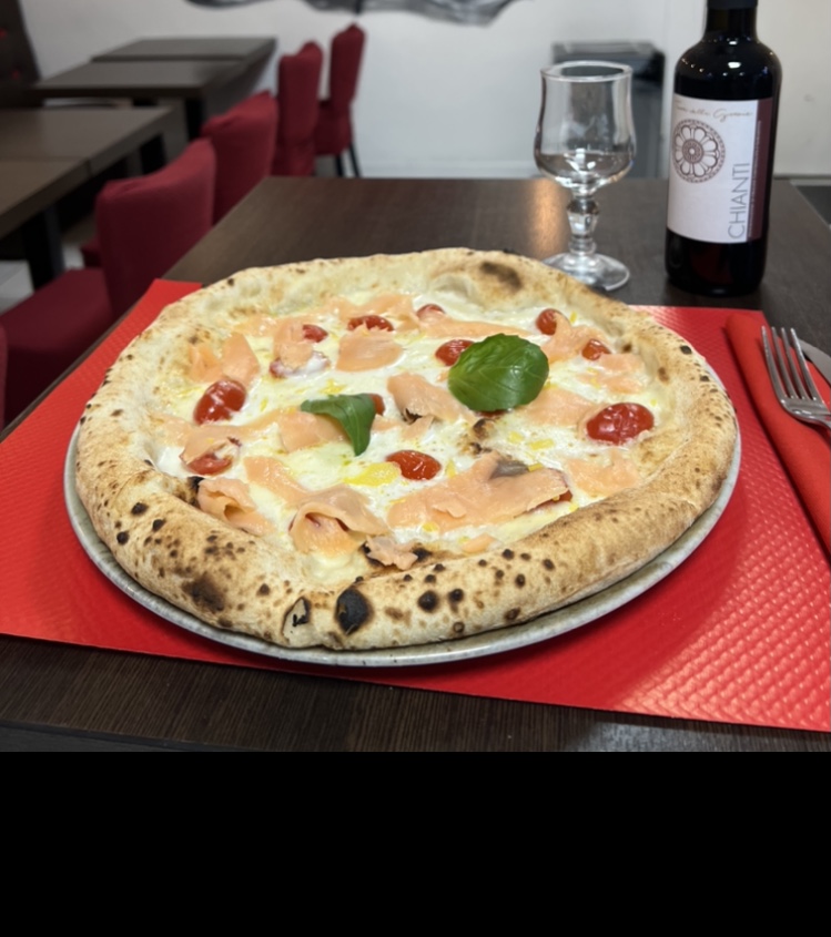 Pizzeria bella Photo 8